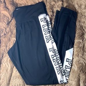 never worn black leggings